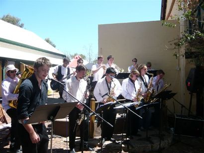 st-thomas-big-band-oct-2008-2.JPG