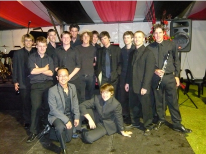 st-thomas-big-band-oct-2009-1.JPG